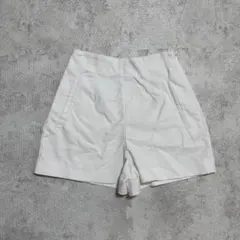 新品未使用 ZARA ザラ ホワイトハイウエストショートパンツ