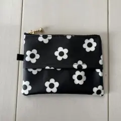 ポケットティッシュポーチ ラミネート 北欧風 花柄 黒 ハンドメイド