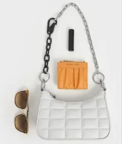 CHARLES & KEITH キルテッドチェーン ショルダーバッグ