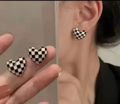 モノクロハートピアス♡韓国　y2k チェック柄
