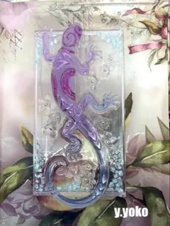 ハンドメイド❤️レジントカゲデザインの透明樹脂製マルチケース