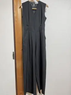 パーティードレス　パンツタイプ