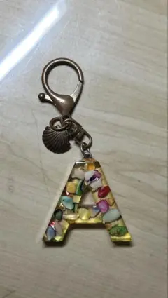 イニシャルキーホルダー　アルファベット　キーホルダー　A