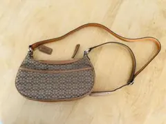 コーチ　COACH ショルダーバック　ベージュ×ライトベージュ