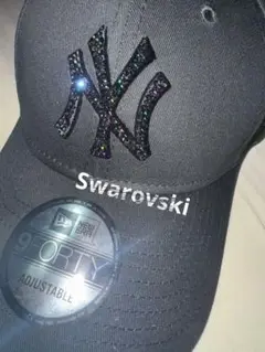 ニューエラ　newera ブラック　スワロフスキー　オーロラ　デコ ニューエラキャップ スワロフスキーデコの通販 by A's shop｜ラクマ