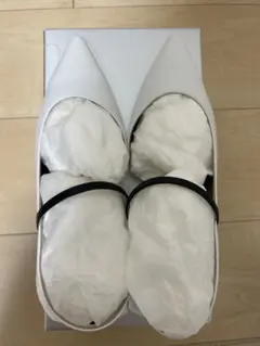 【ルタロン GRISE 】ポインテッドストラップスリングバック