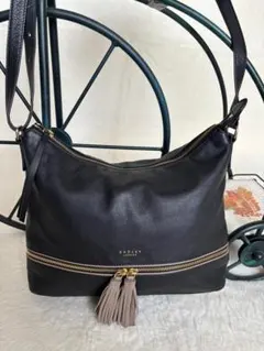 RADLEY 2WAY ショルダーバッグ ブラック 底鋲 冠婚葬祭 - メルカリ