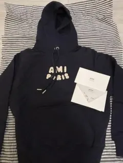 AMI PARIS パーカー ネイビー ロゴ入り　アミパリス　新品のサムネイル