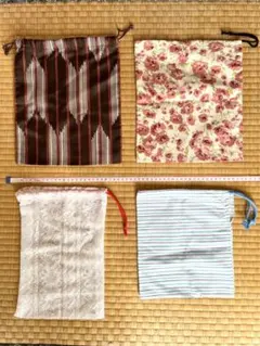 入園入学　4枚セットのコップ入れ、給食袋に使える巾着袋　ハンドメイド
