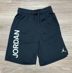ナイキ ジョーダン☓ニーナシャネルアブニー フリース ショートパンツ