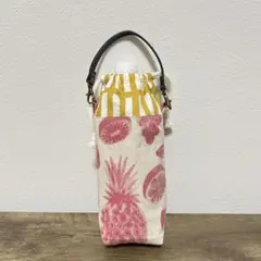 ハンドメイド　ピンクのフルーツ柄のペットボトルカバー　保温保冷