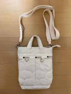 レスポートサック ホワイトキルト スモール ヘルメットバッグ 人気