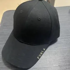 FURLA キャップ ワンポイント刺繍 ブラック