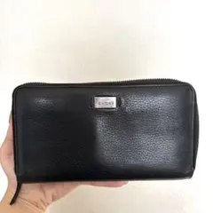 GUCCI✨ポーチ キャンバス×レザー 大容量 刻印プレート ロゴ 収納 