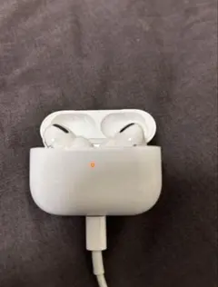 AirPods本体 ホワイト ほぼケースのみ