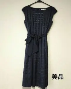 美品★ナチュラルビューティー★ フォーマルワンピース ネイビーM