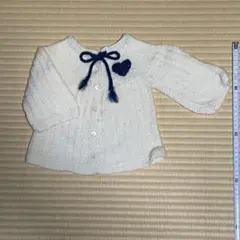 手編　ベビー服　カーディガン　ウール100% 手編み　ハートのメリヤス刺繍入り