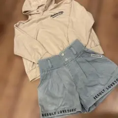 Lovetoxic ベージュ フード付きパーカー　ショートパンツ