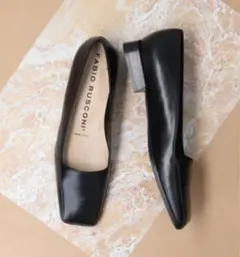 ファビオルスコーニ 流れモカ パンプス