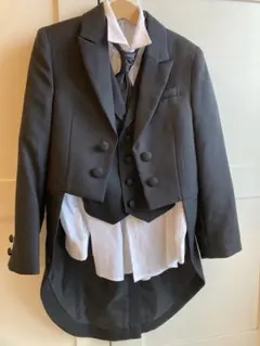 Lili Lundi キッズ タキシードスーツ ブラック　130