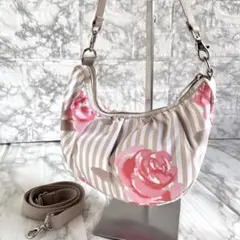 未使用希少✨レスポートサック 2way ショルダーバッグ 三日月型 バラ柄のサムネイル