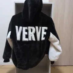 VERVE ファーブルゾン フード付き ブラック ホワイトのサムネイル