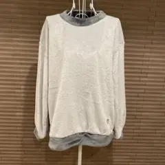 新品タグ付き★earth music&ecologyボアトレーナー★Mサイズ