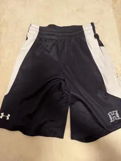 ハワイ大学　Under Armour ハーフパンツ