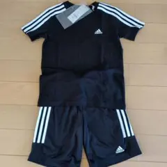 【新品】adidas 黒 Tシャツ ショートパンツ セット 130サイズ