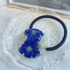 ボタニカル】ハンドメイド レジンヘアゴムスクエア ブルー 花