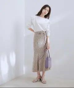 [新品未使用]美easy細ベルトマーメイドスカート