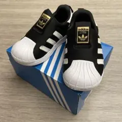 adidas スリッポン スニーカー