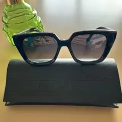 CHRISTIAN DIOR ブラック サングラス ケース付き　美品！