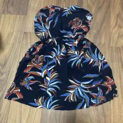 ノースリーブ葉柄ワンピース