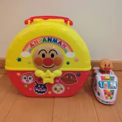 アンパンマン 鍵付き トランクケース バッグ　アンパンマンパン電車　2点セット