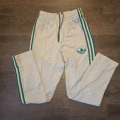 アディダス　70S モノグラム　トラックパンツのサムネイル
