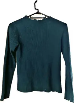 ダークグリーン リブ編み 長袖トップス