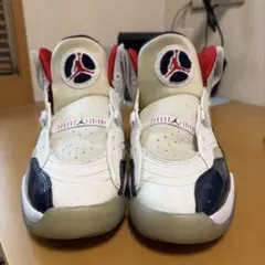 Air Jordan 8 ホワイト/ネイビー/レッドのサムネイル