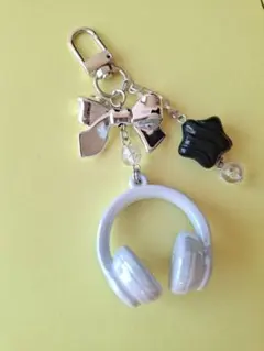 ヘッドホンのバッグチャーム