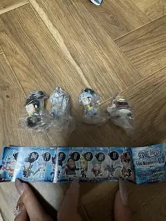 ガチャ ワンピース LOG MEMORIES 03 ミニフィギュア 4種 新品