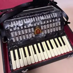 TOMBO T-32 アコーディオン 本体のサムネイル