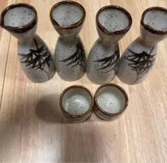 竹模様の徳利と盃セット各8個