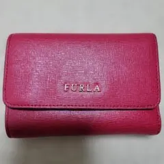 【FURLA】 レッド 三つ折り財布