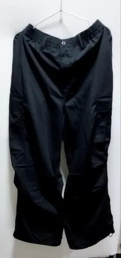 GU カーゴパンツ 　パラシュートパンツ　ブラック