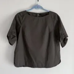 【新品タグ付き】YECCA VECCA 半袖ブラウスのサムネイル