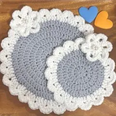 コースター　ドイリー　かぎ針編み　ハンドメイド　花瓶敷き　ホワイト✖️グレー
