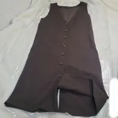 しまむら　 Vネックジレ　濃茶色　ボタン付き　L　両サイドポケット付