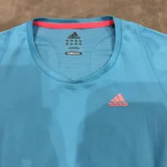 adidas スポーツウェア　半袖Tシャツのサムネイル