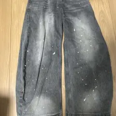 グレー ペイントバルーンデニム 地底人似