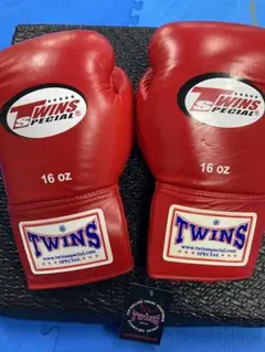 ☆ 美品 激レア TWINS SPECIAL 16OZ ボクシンググローブ 国旗 ☆ 美品 激レア TWINS SPECIAL 16OZ ボクシンググローブ 国旗 - メルカリ